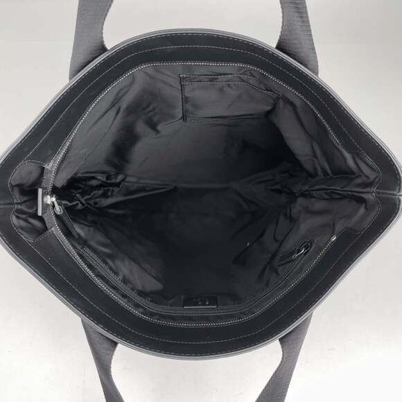 GUCCI Black Shoulder Bag - Picture 8 of 8